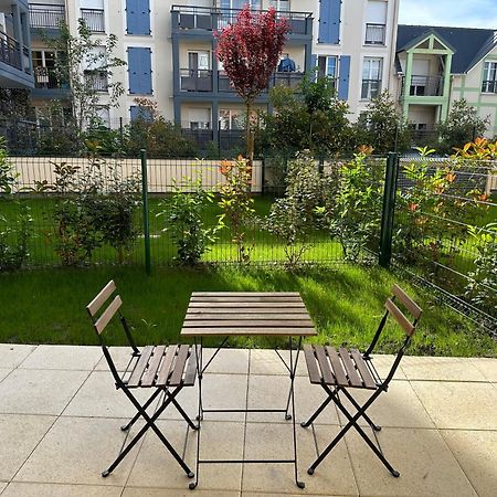 Appartement 2 Pieces Neuf Avec Sont Jardin Prive 弗朗孔维勒 外观 照片