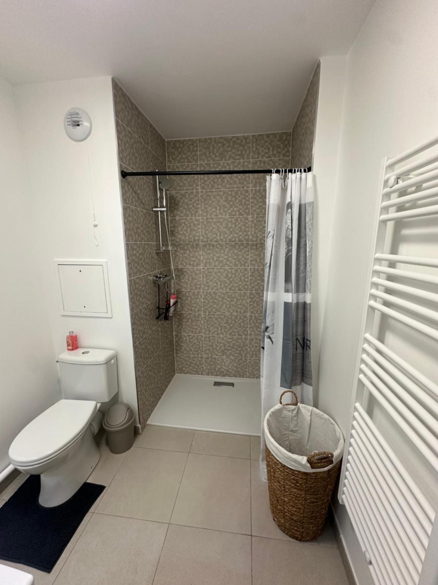 Appartement 2 Pieces Neuf Avec Sont Jardin Prive 弗朗孔维勒 外观 照片