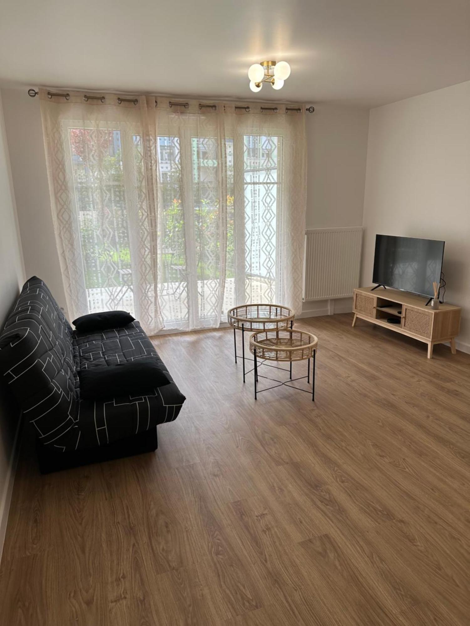 Appartement 2 Pieces Neuf Avec Sont Jardin Prive 弗朗孔维勒 外观 照片